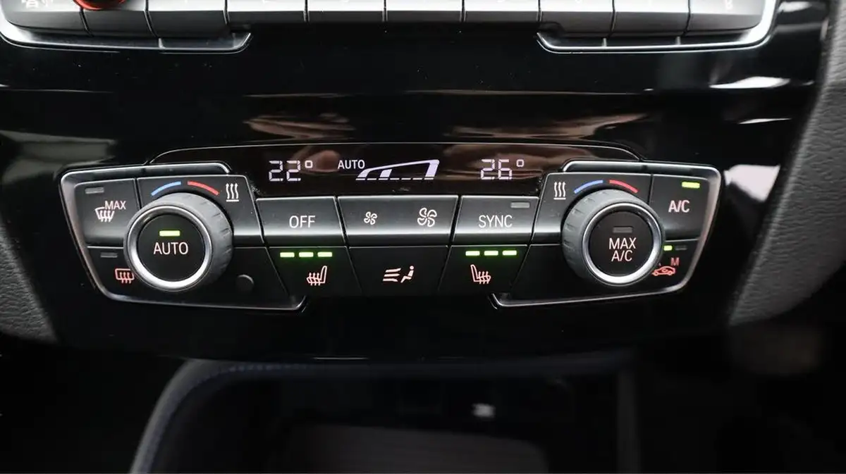2019-bmw-x1-20-sdrive20i-m-sport-big-12