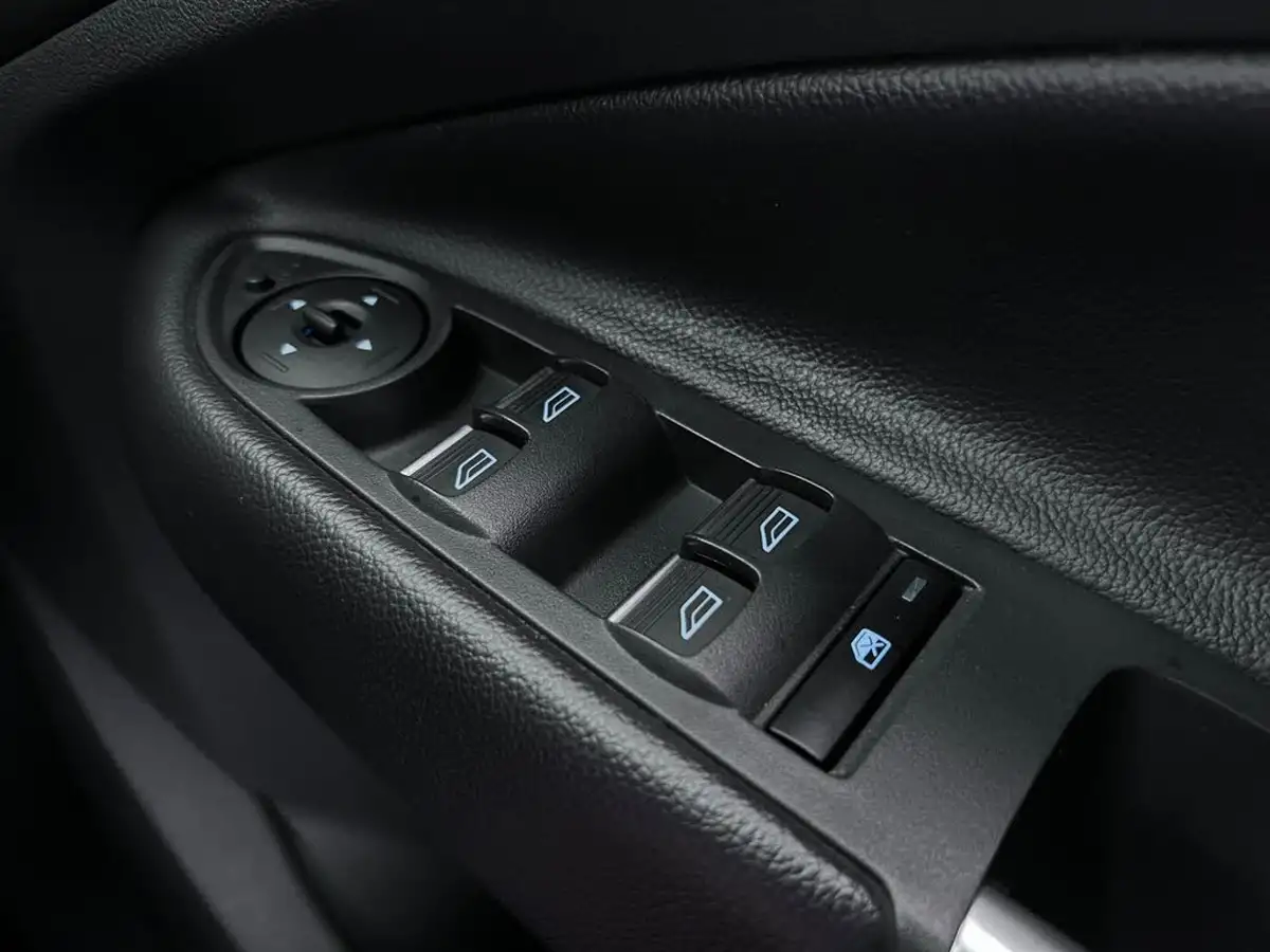2018-ford-kuga-big-22