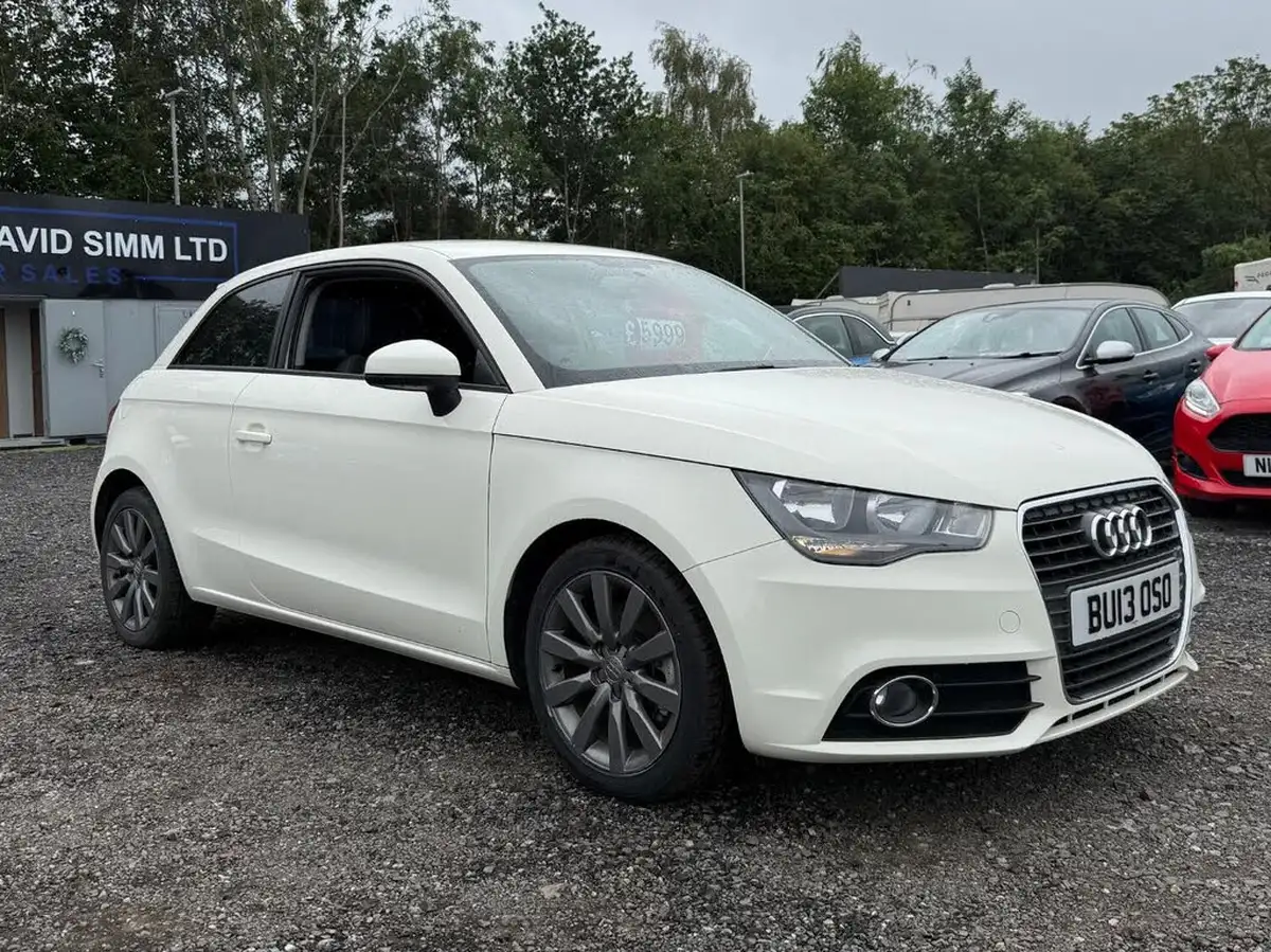2013-audi-a1-14-sport-tfsi-122ps-hatchback-3d-1390cc-big-0