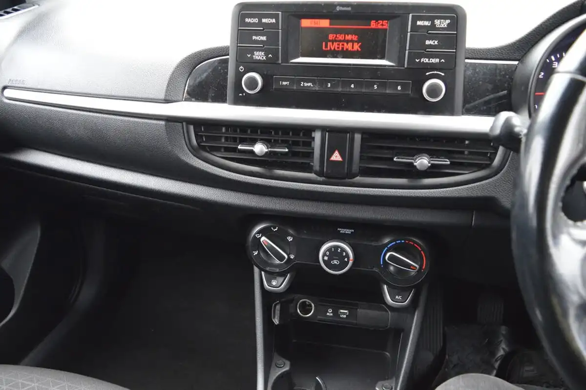2018-kia-picanto-10-2-65bhp-adap-big-16