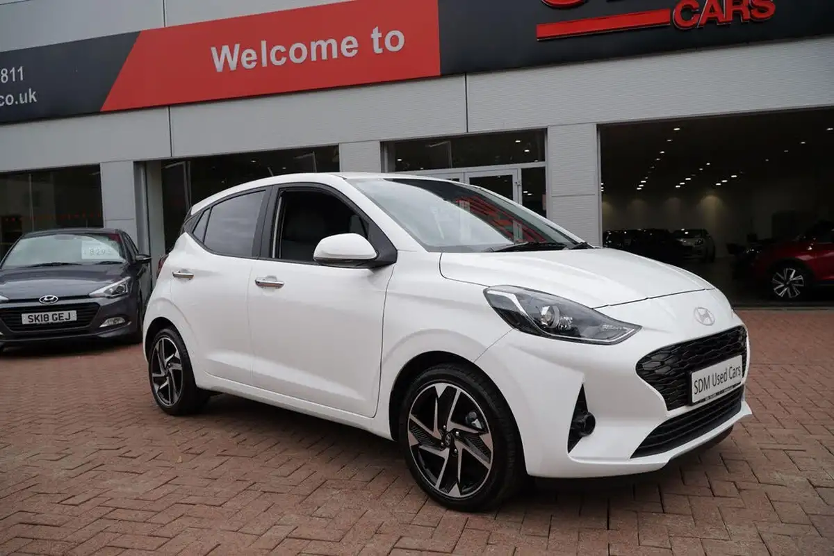 2024-hyundai-i10-12-premium-84ps-big-9