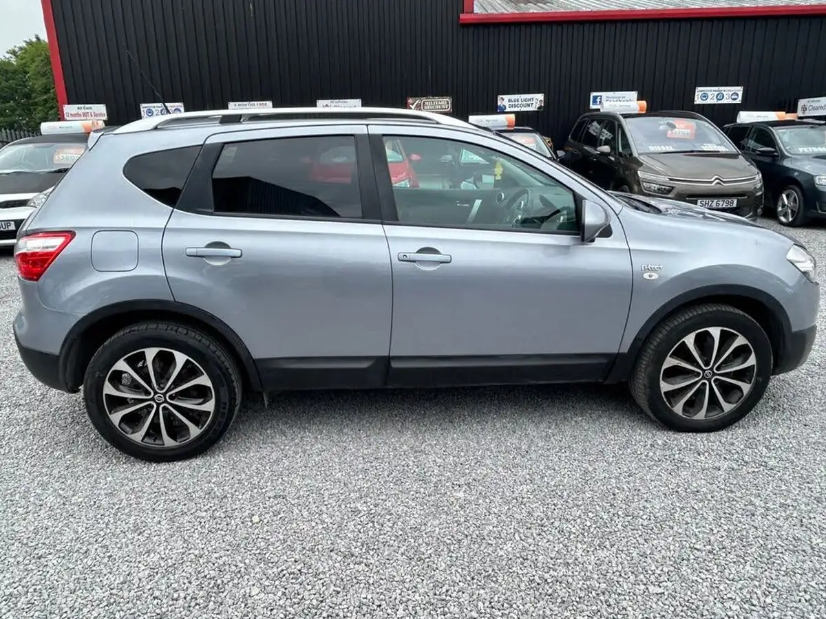 2012-nissan-qashqai-16-n-tec-big-12