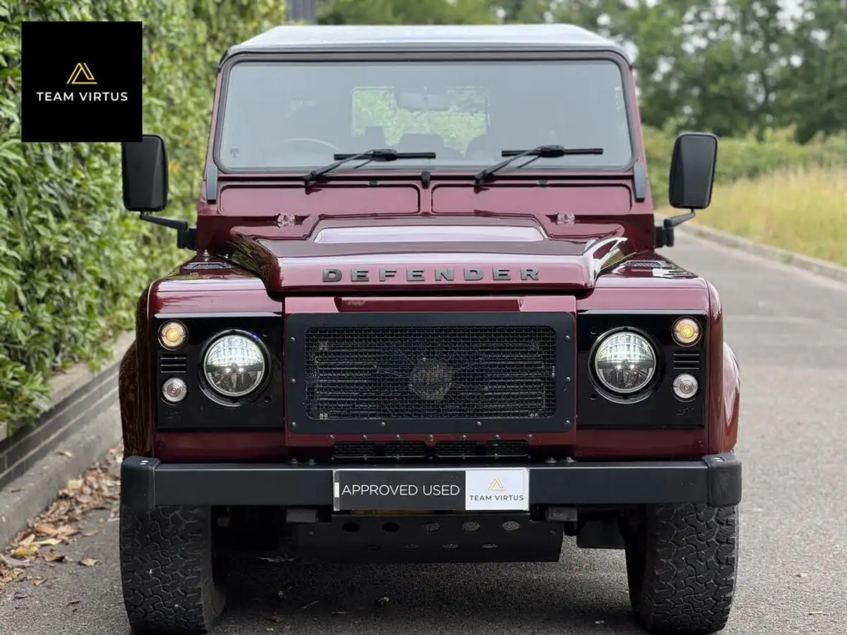 2015-land-rover-110-defender-22td-xs-22i-station-wagon-5-drs-big-4