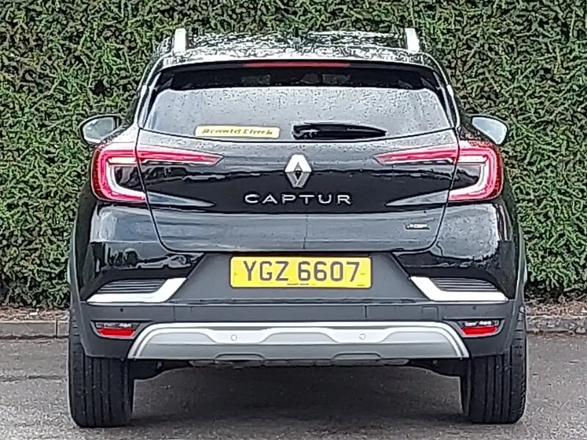 2023-renault-captur-16-techno-145ps-full-big-17