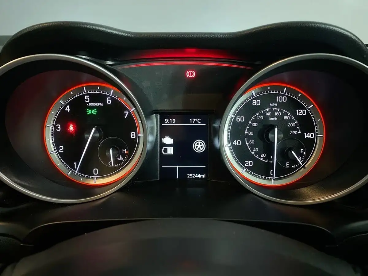 2024-suzuki-swift-12-dualjet-sz-l-big-27