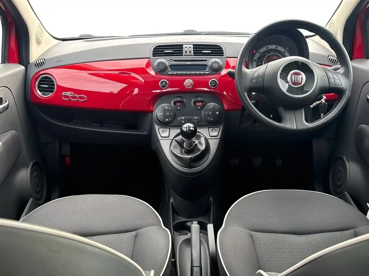 2015-fiat-500-12-lounge-ss-big-7