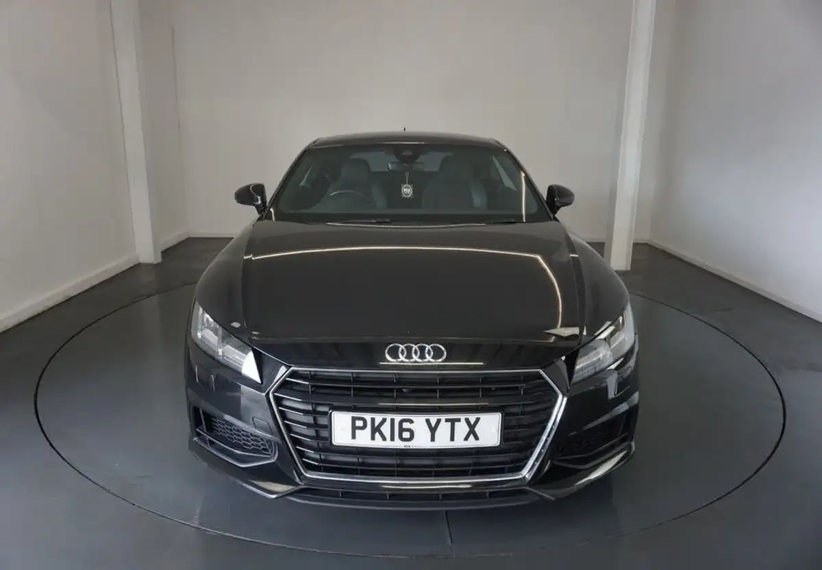 2016-audi-tt-coupe-20-tfsi-s-line-big-14