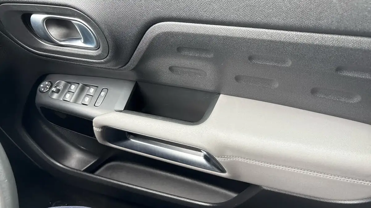 2021-citroen-c5-aircross-12-puretech-shine-big-21