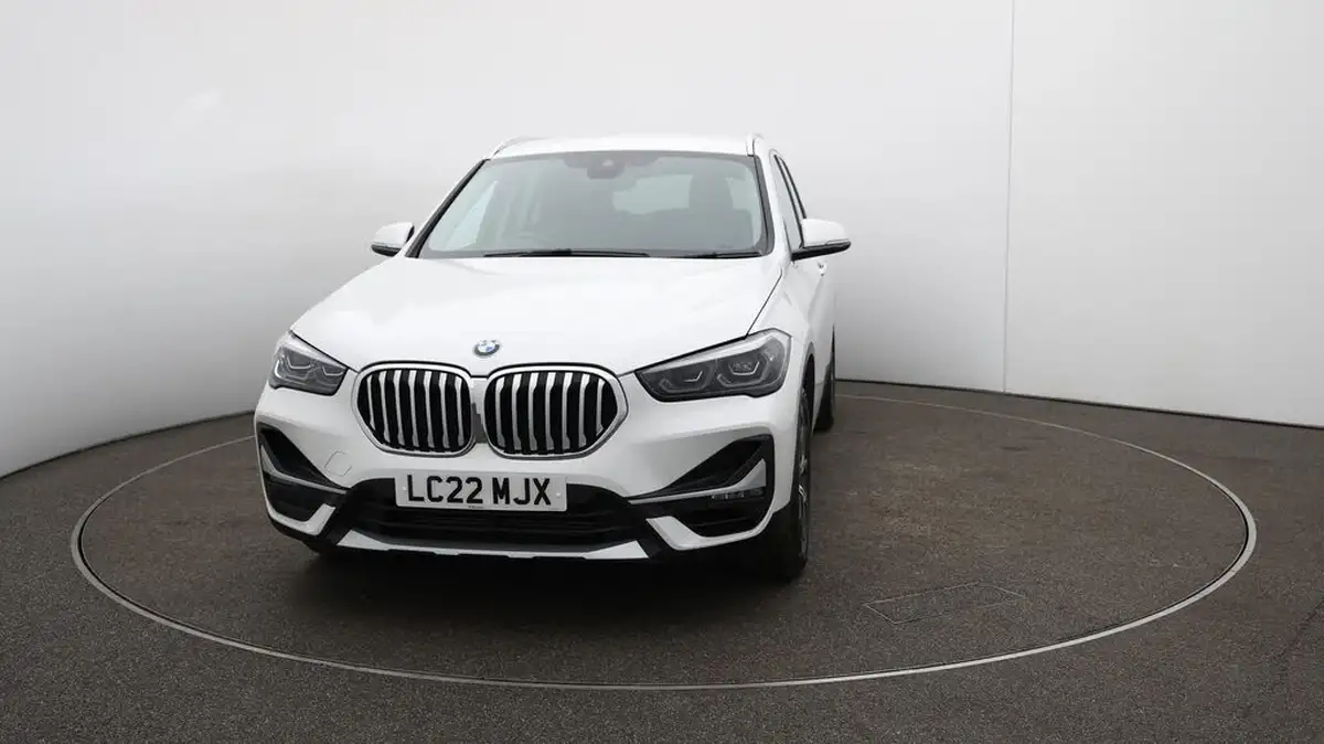 2022-bmw-x1-20-xdrive20i-xline-big-41