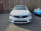 2009-kia-ceed-14-1-small-6