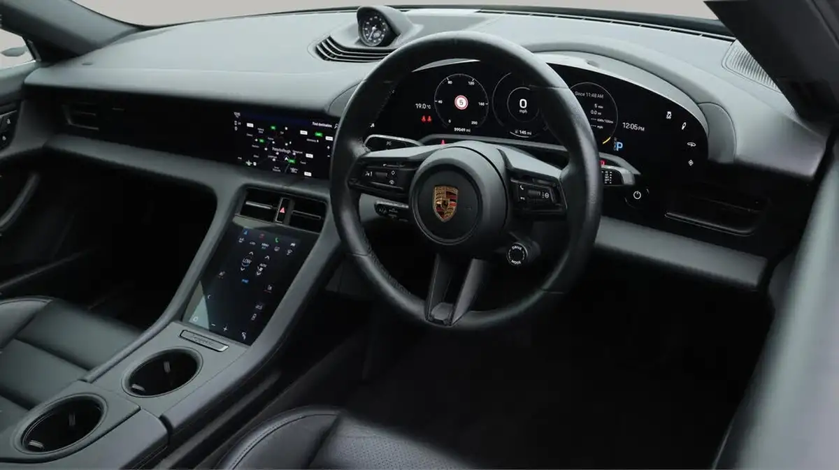 2020-porsche-taycan-e-4s-530ps-big-9