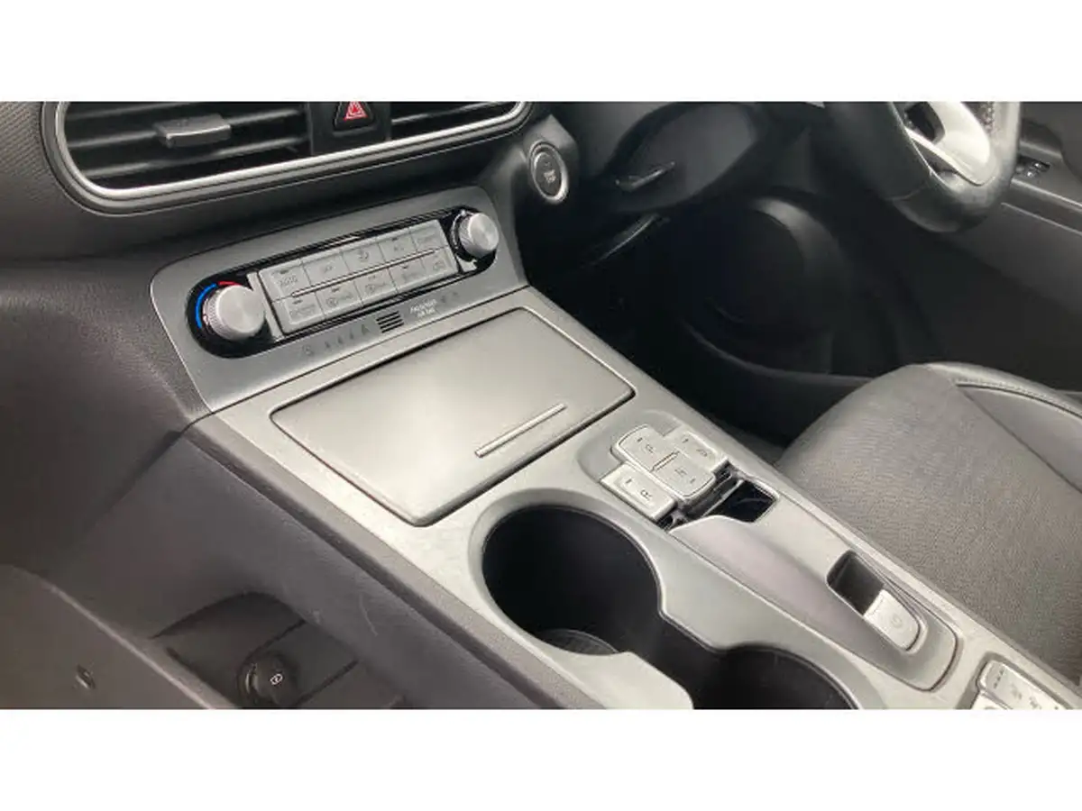 2020-hyundai-kona-e-premium-se-64kwh-105kw-obc-big-12