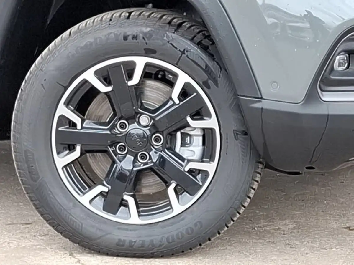 2025-jeep-compass-13-gse-trailhawk-big-8