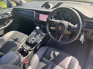 2023-porsche-macan-20-small-5