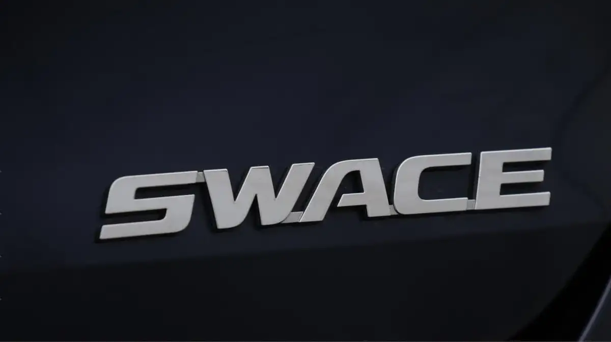 2023-suzuki-swace-18-ultra-big-23
