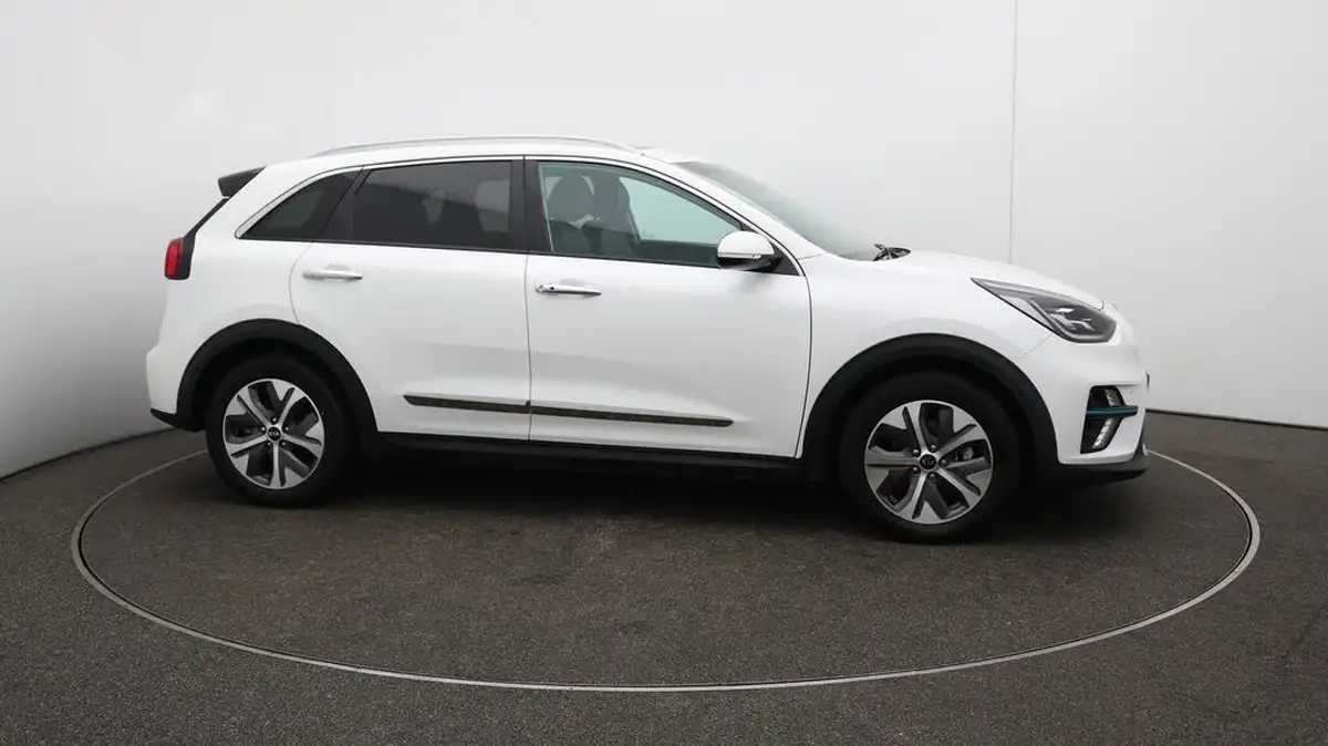 2020-kia-e-niro-ev-4-big-49