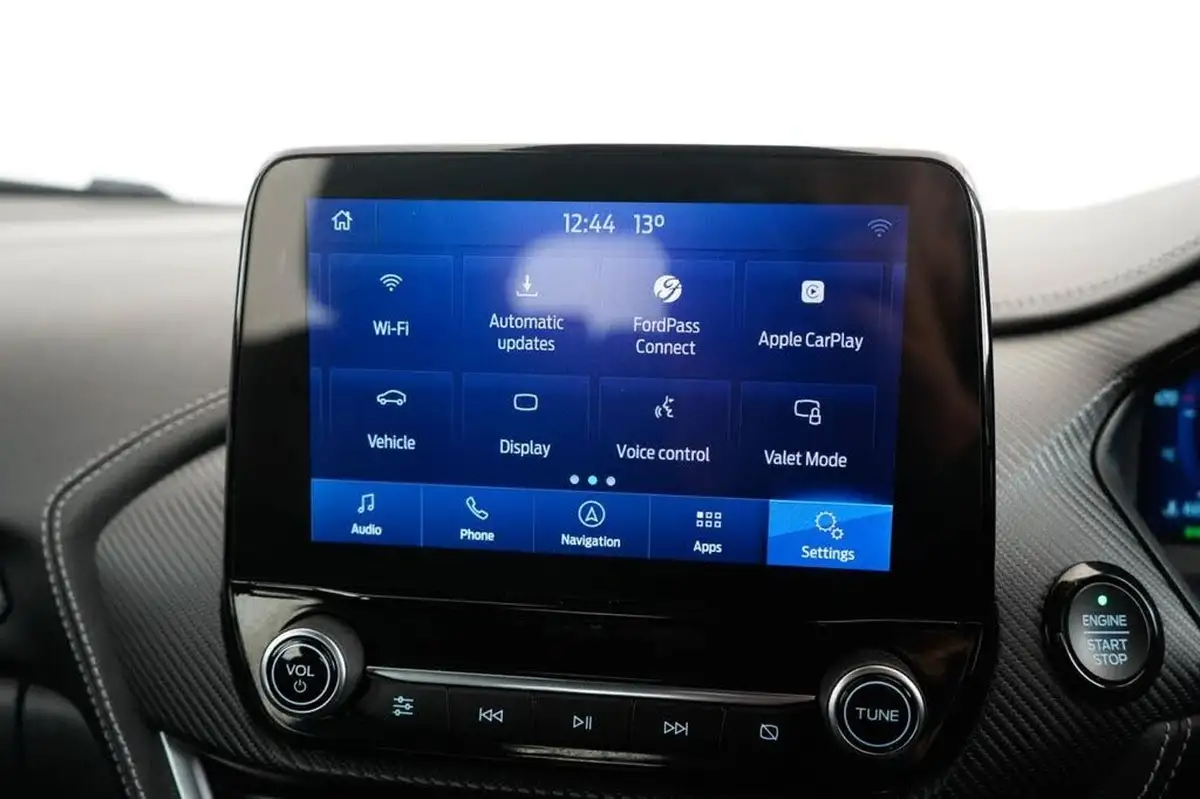 2021-ford-puma-suv-10-st-line-vignale-155ps-hybrid-mhev-auto-big-32