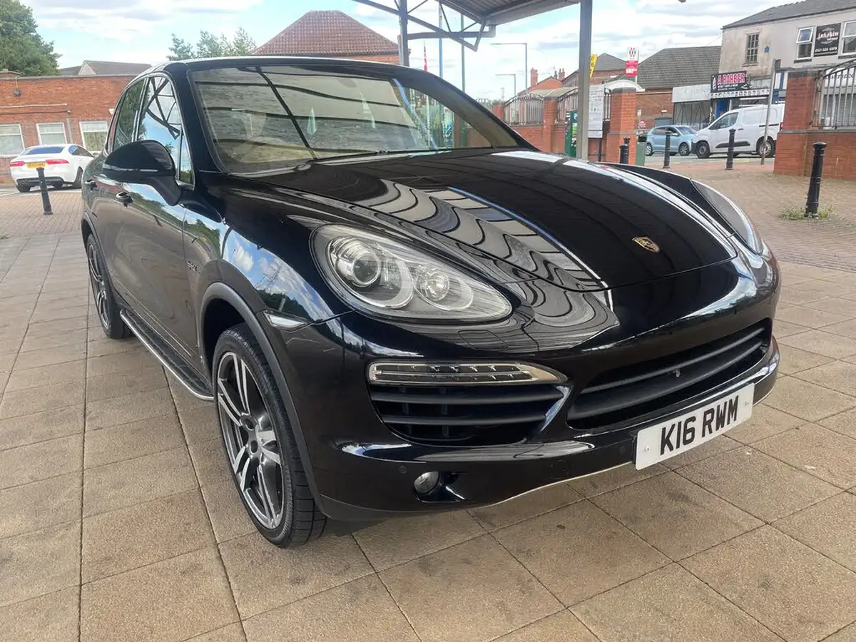 2012-porsche-cayenne-30-s-big-1