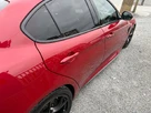 2017-alfa-romeo-giulia-29-biturbo-quadrifoglio-small-6