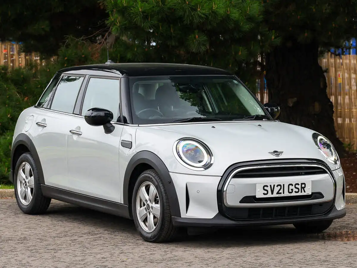 2021-mini-cooper-15-cooper-classic-hatchback-5d-big-0