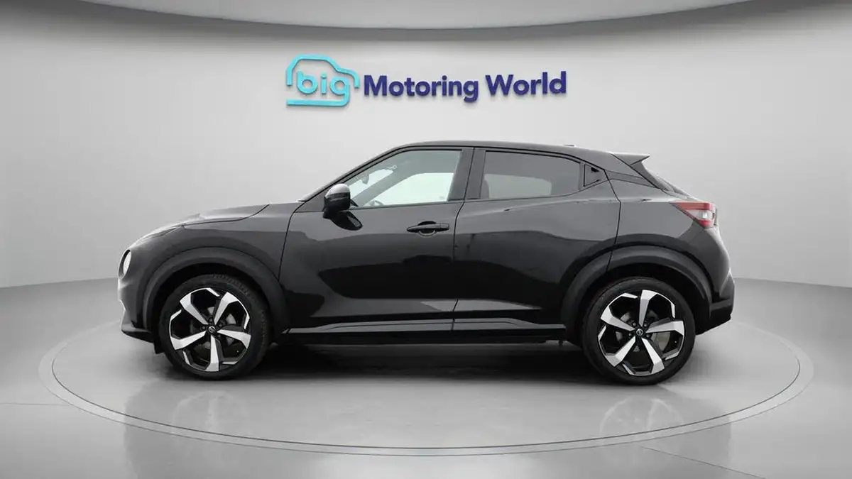 2021-nissan-juke-10-dig-t-tekna-big-4