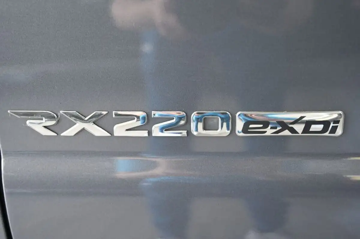 2017-kgm-ssangyong-rexton-w-22td-elx-big-33