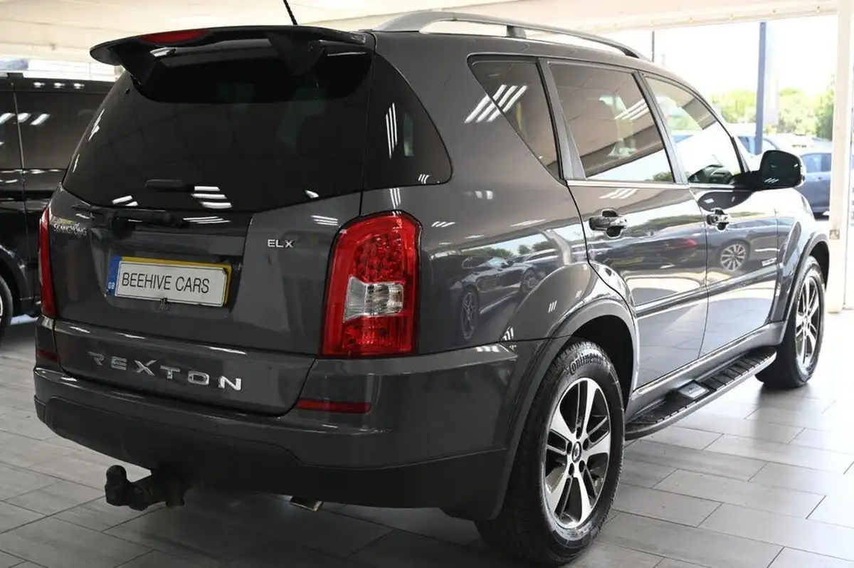 2017-kgm-ssangyong-rexton-w-22td-elx-big-9