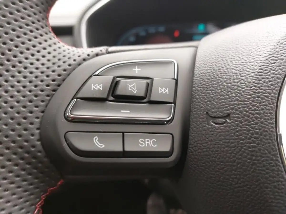 2024-mg-hs-15t-gdi-trophy-258ps-plug-in-hybrid-1490cc-auto-big-12