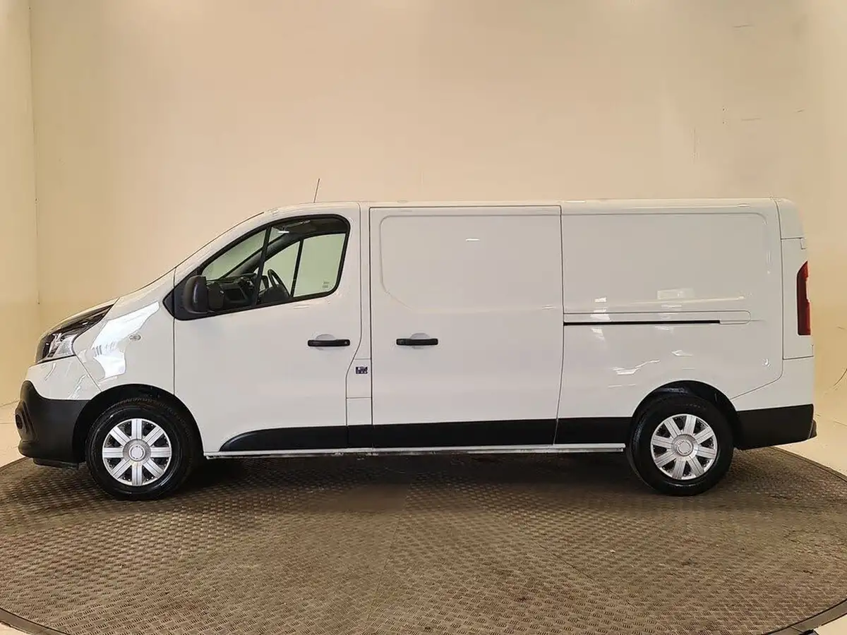 2021-renault-trafic-20dci-ll30-energy-120-business-panel-big-15