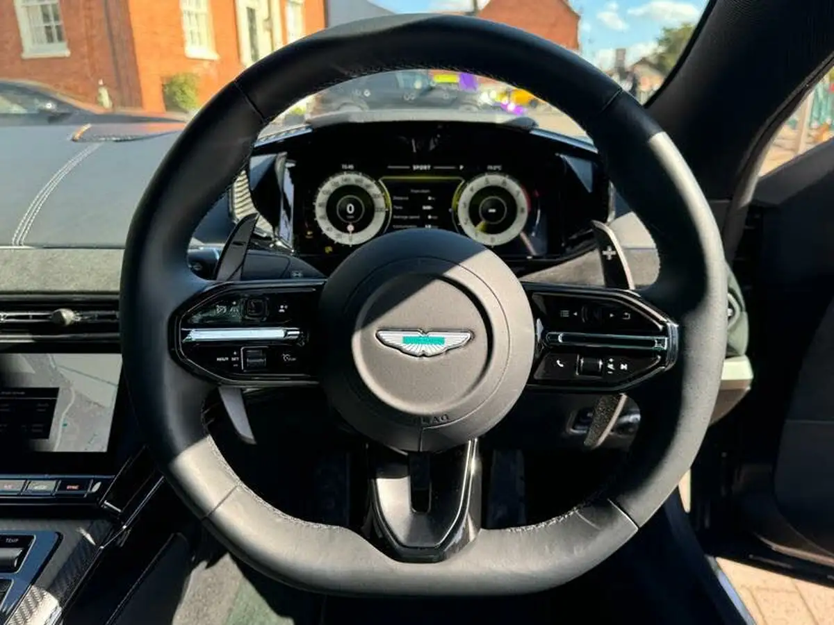 2024-aston-martin-vantage-big-10