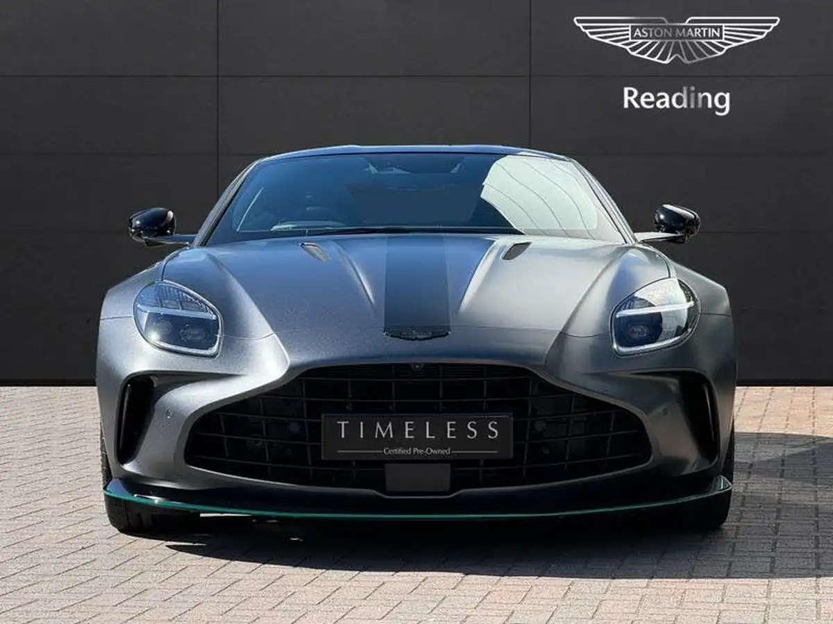 2024-aston-martin-vantage-big-6