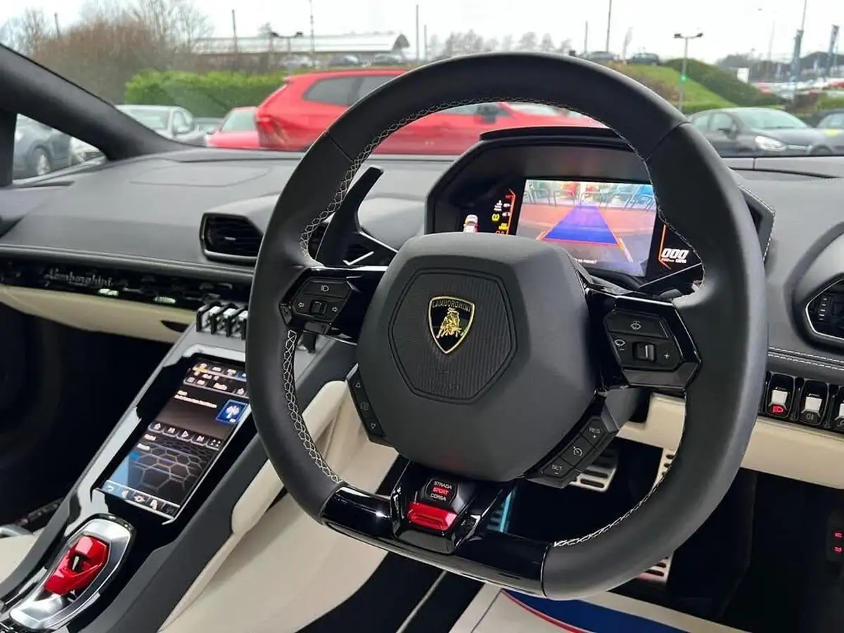 2021-lamborghini-huracan-big-44
