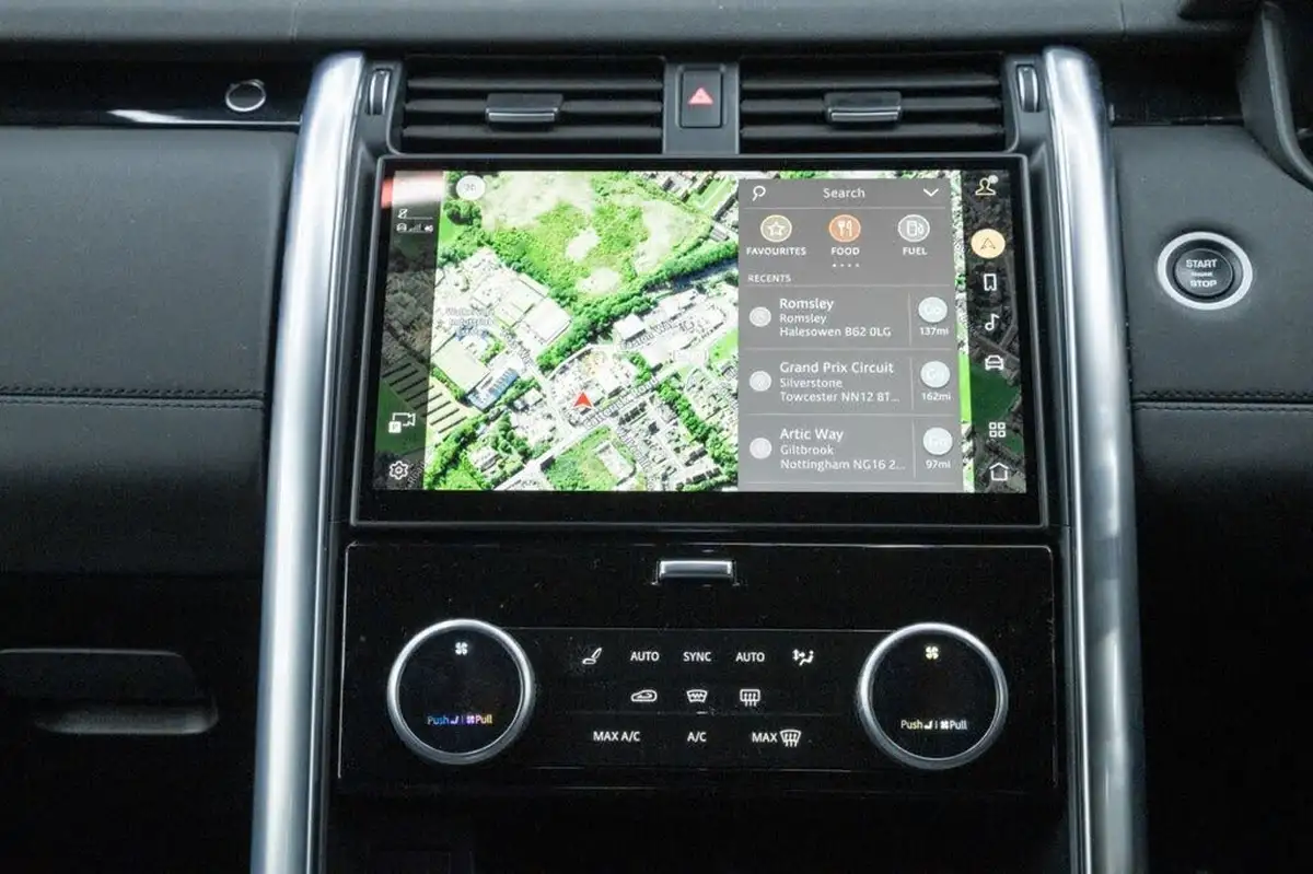 2021-land-rover-discovery-30-d300-commercial-hse-big-15