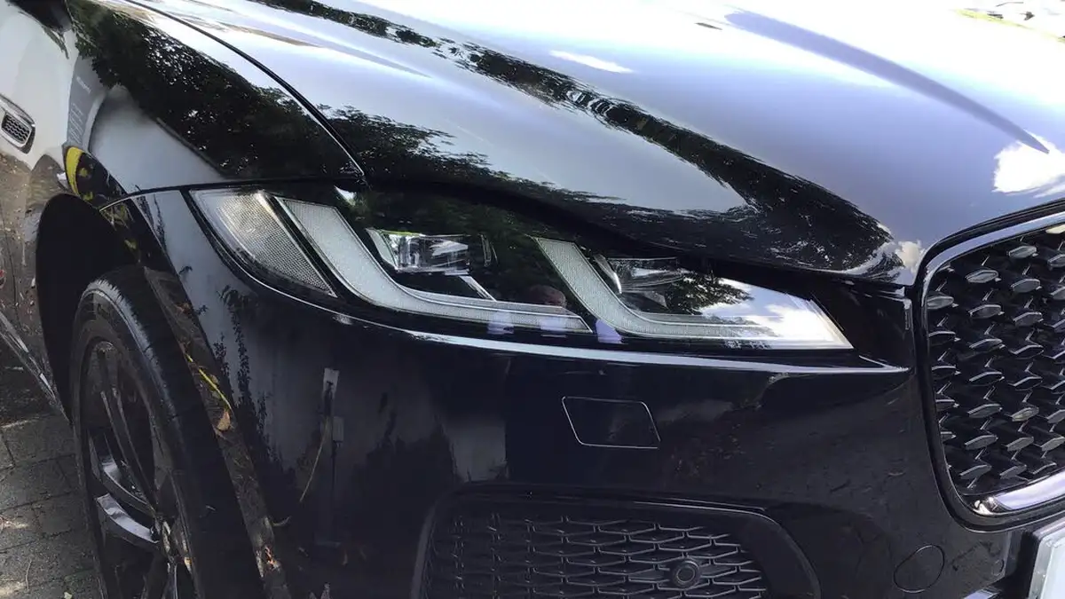 2023-jaguar-f-pace-20-p250-r-dynamic-hse-black-big-16