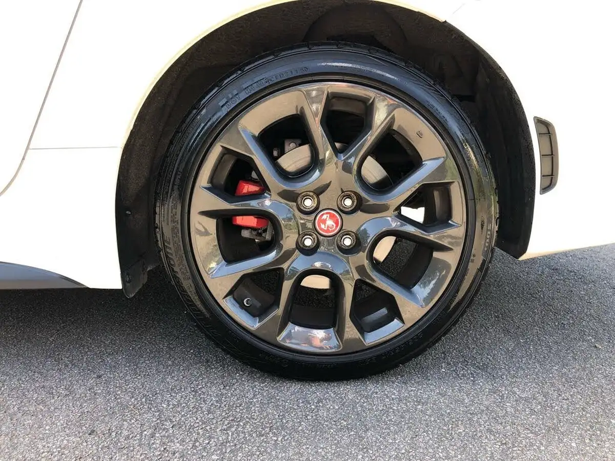 2016-abarth-124-14-multiair-spider-big-12