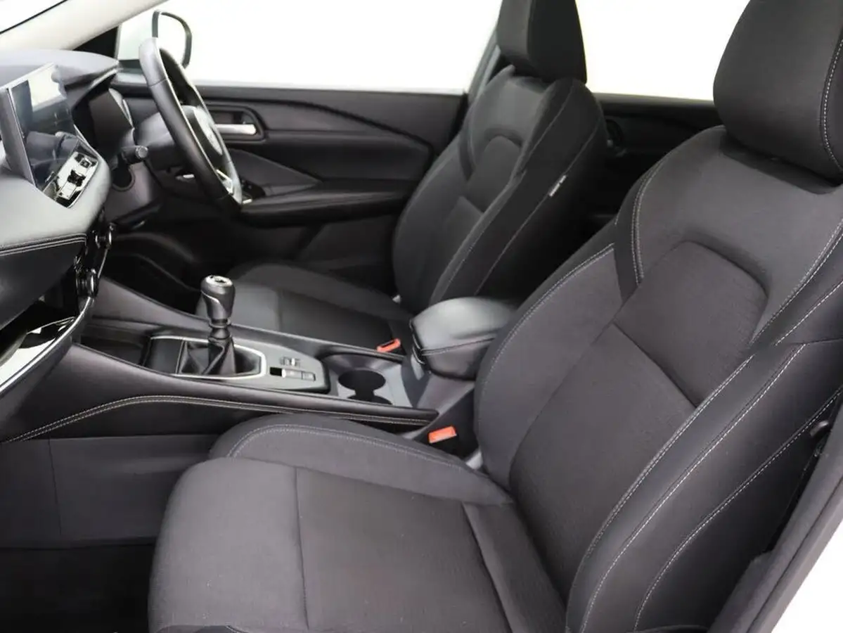 2024-nissan-qashqai-13-dig-t-n-connecta-140ps-big-24