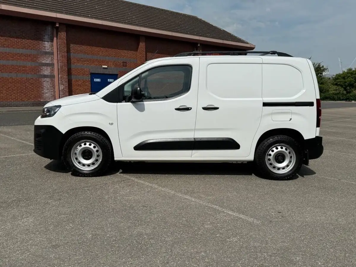 2019-citroen-berlingo-16bluehdi-1000-worker-100pseu6b-ss-panel-big-6