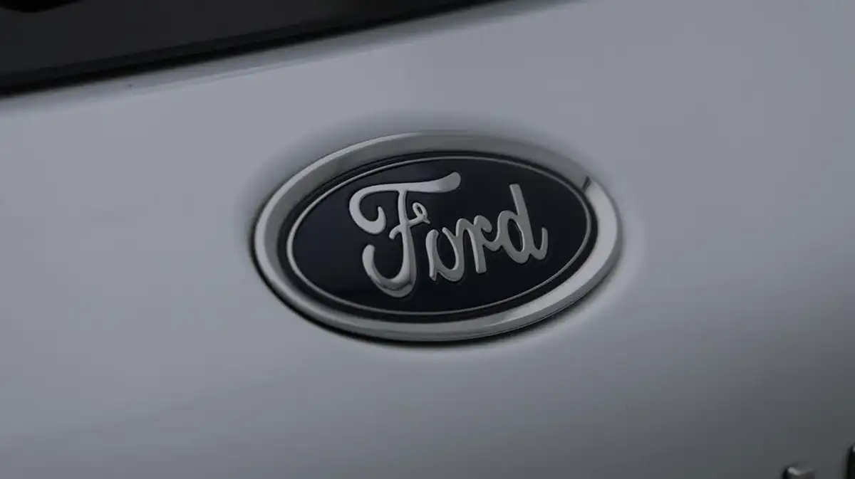 2019-ford-focus-10t-active-hatchback-big-21