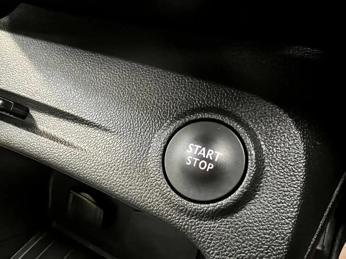 2019-renault-captur-13-tce-iconic-130bhp-ss-big-46