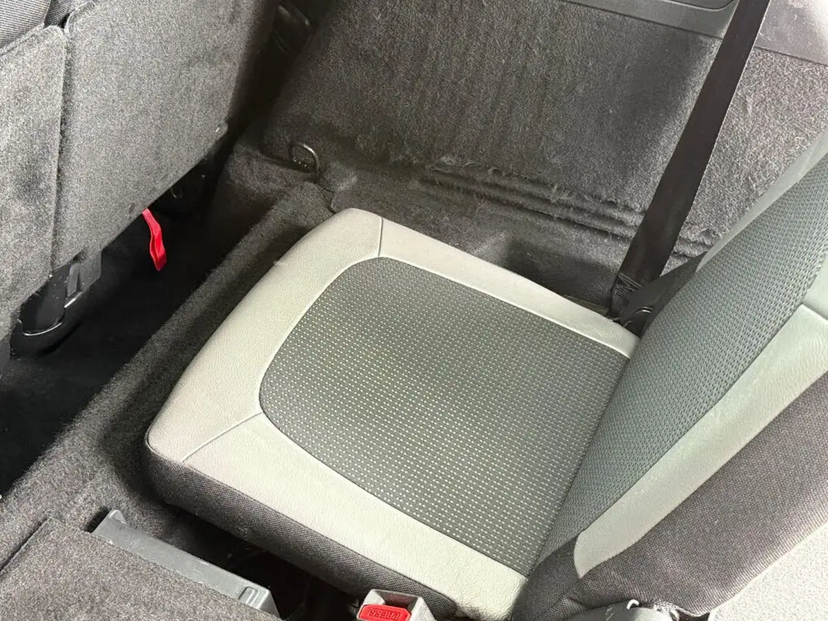 2017-citroen-grand-c4-picasso-16bluehdi-flair-big-57