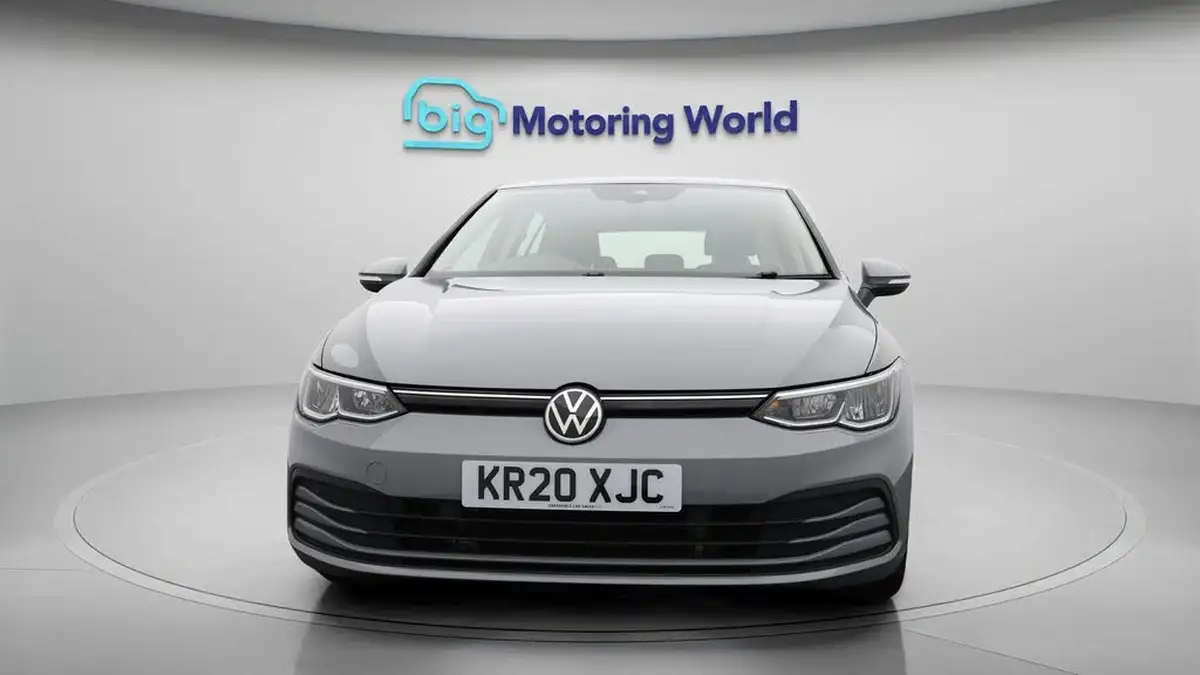 2020-volkswagen-golf-15-tsi-life-150ps-hatchback-big-2