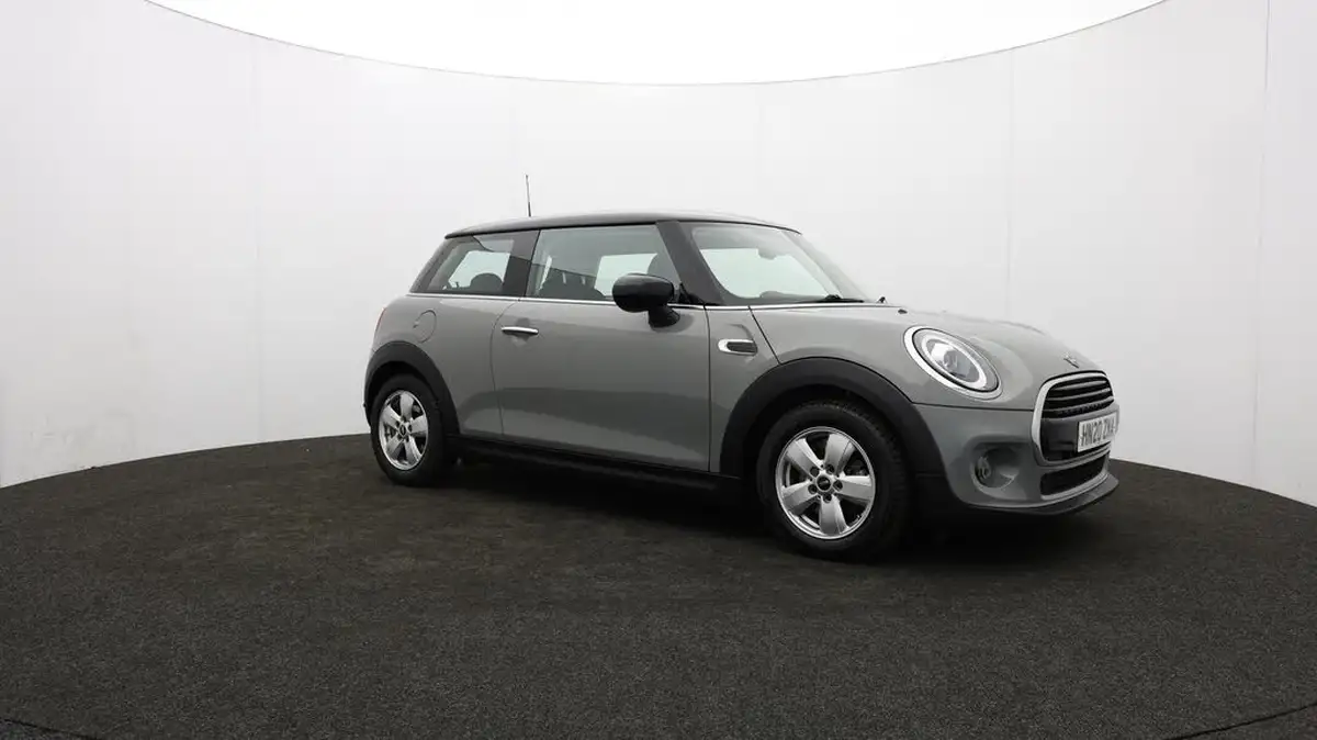 2020-mini-cooper-15-cooper-classic-nav-hatchback-3d-big-48