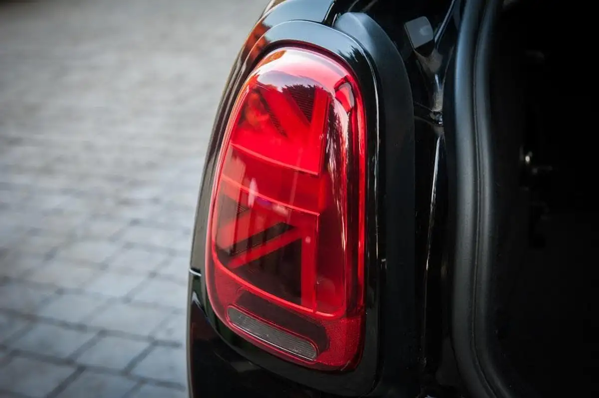 2021-mini-cooper-20-cooper-s-classic-189bhp-series-ii-nav-hatchback-5d-big-8