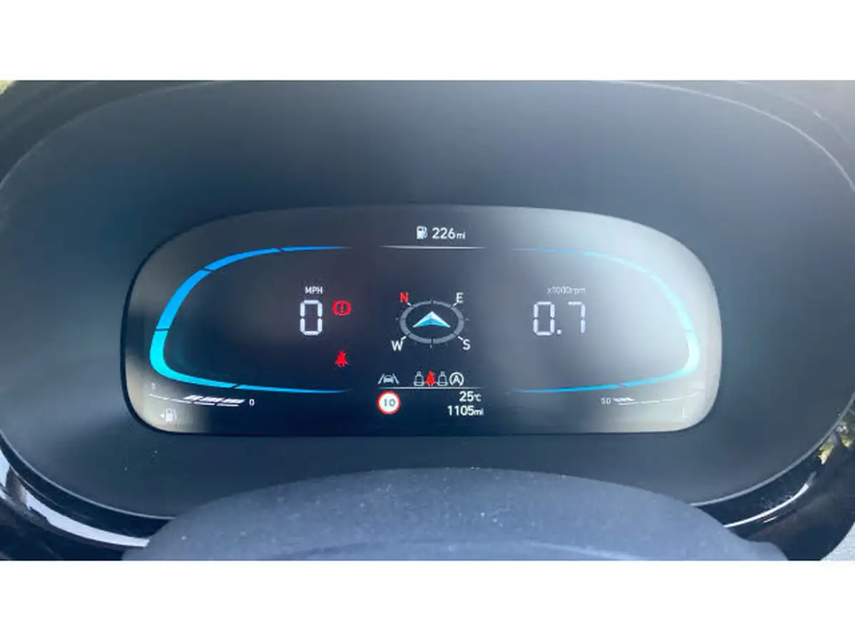 2025-hyundai-i10-10-advance-63ps-big-17