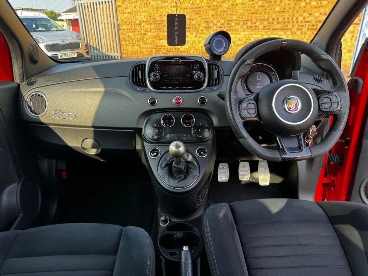 2017-abarth-595-14-tjet-competizione-big-1