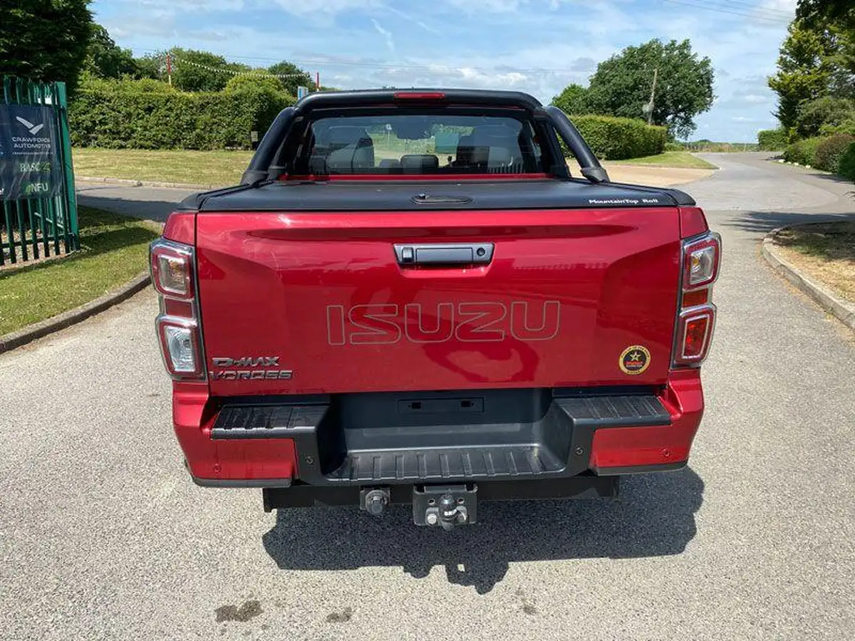 2022-isuzu-d-max-19td-v-cross-pick-up-auto-big-6
