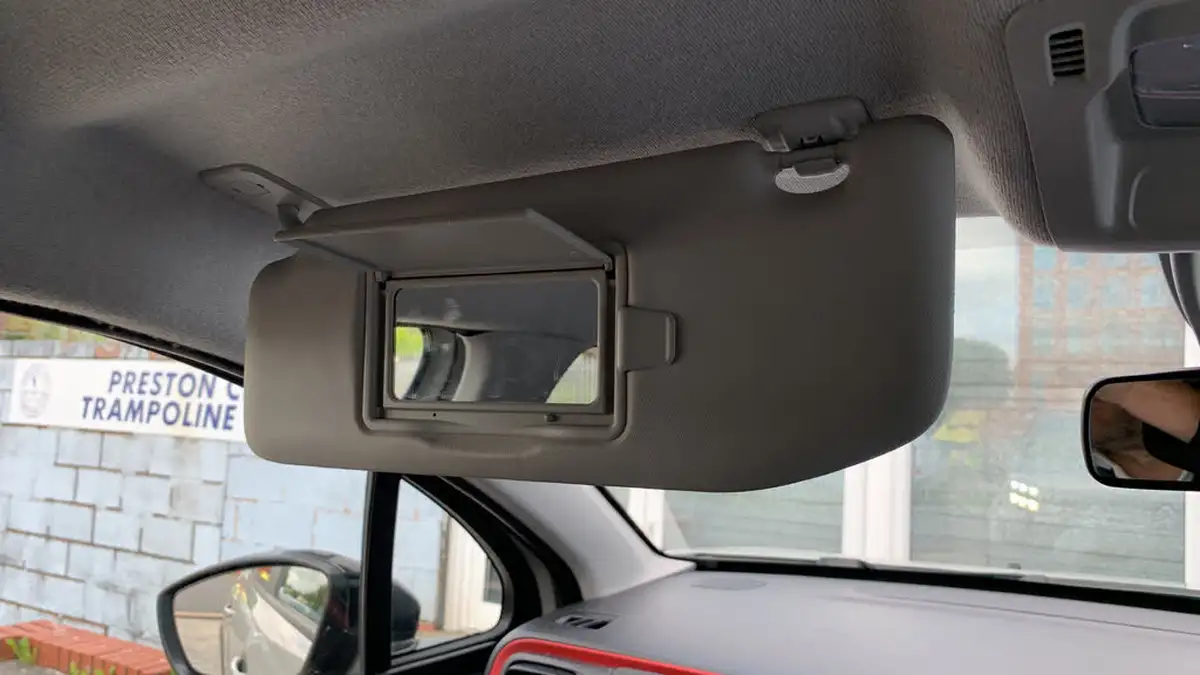 2022-citroen-c3-12-puretech-c-series-big-35