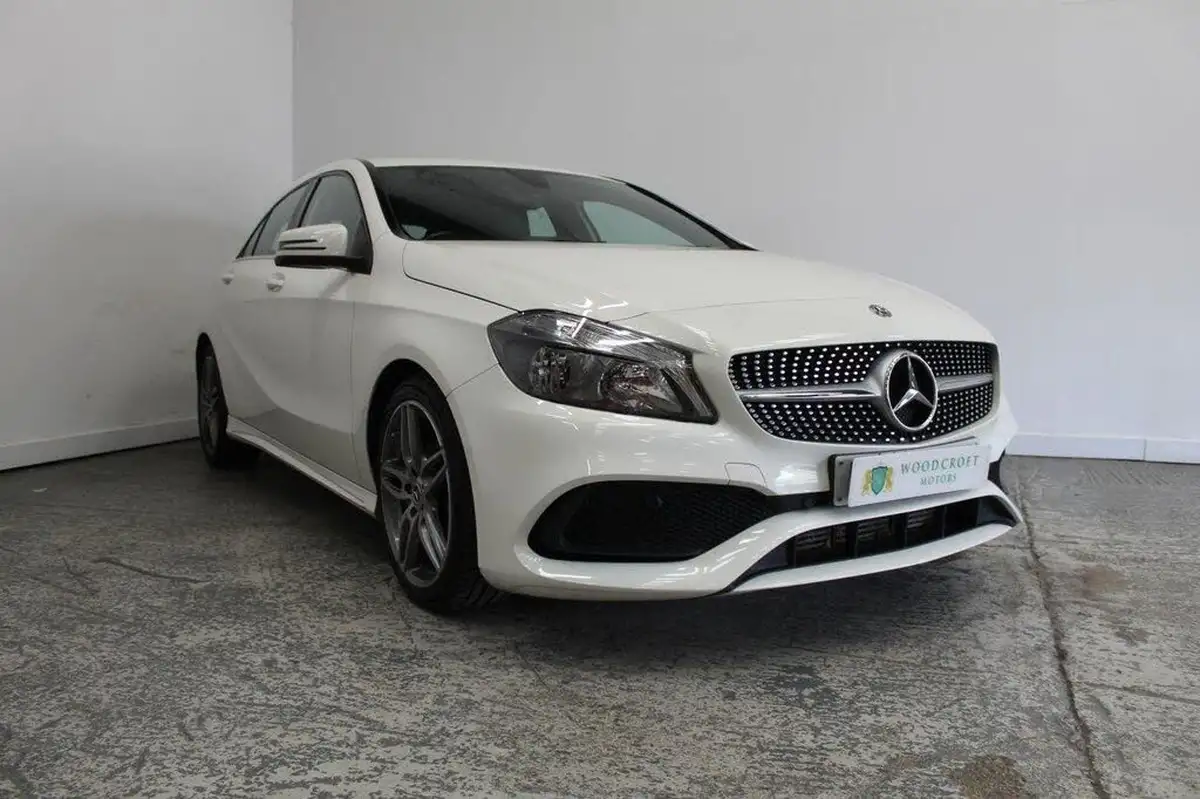 2017-mercedes-benz-a-class-15d-a180d-amg-line-ss-big-0