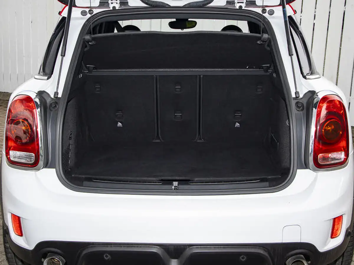 2020-mini-countryman-20-john-cooper-works-big-8