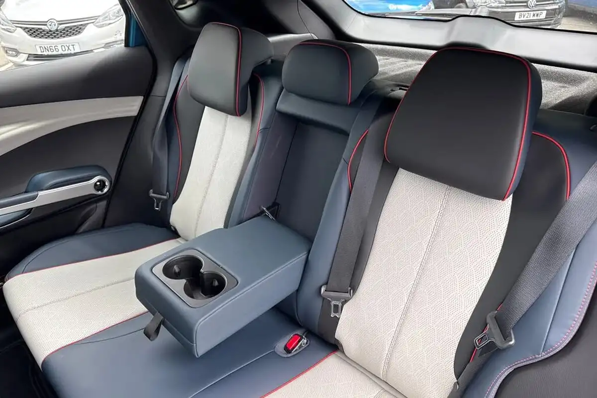 2025-byd-atto-3-e-design-big-12